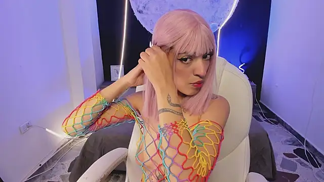 AlliceRosero online show from September 23, 2025, 4:04 am