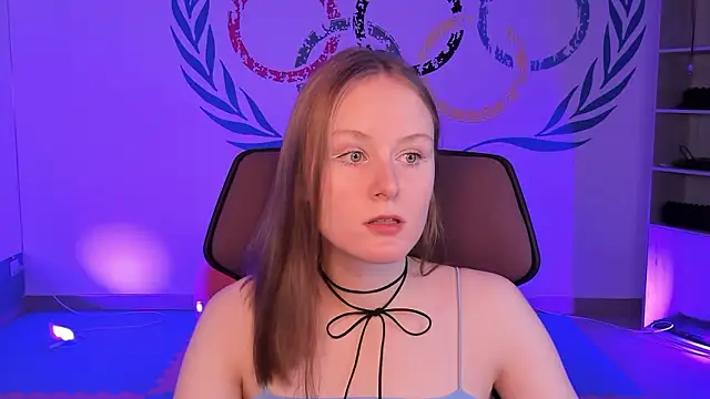 Snapshot of VivienLeeigh chatting on December 9, 2024, 1:02 pm VivienLeeigh online show from December 9, 2024, 1:02 pm