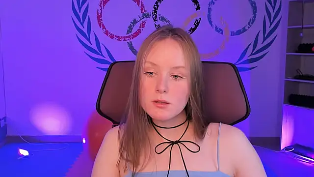 Snapshot of VivienLeeigh chatting on December 9, 2024, 4:05 pm VivienLeeigh online show from December 9, 2024, 4:05 pm