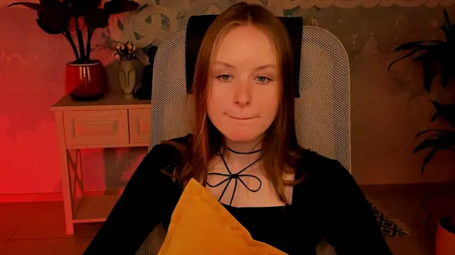 Snapshot of VivienLeeigh chatting on December 10, 2024, 4:17 pm VivienLeeigh online show from December 10, 2024, 4:17 pm