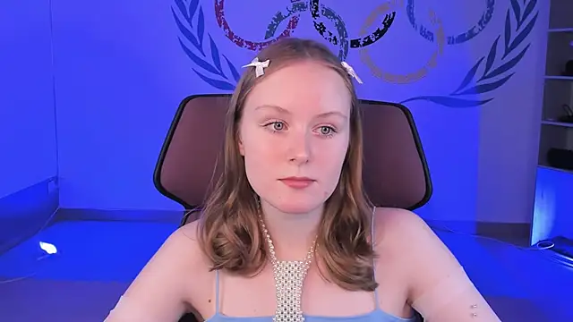 Snapshot of VivienLeeigh chatting on December 11, 2024, 5:15 pm VivienLeeigh online show from December 11, 2024, 5:15 pm