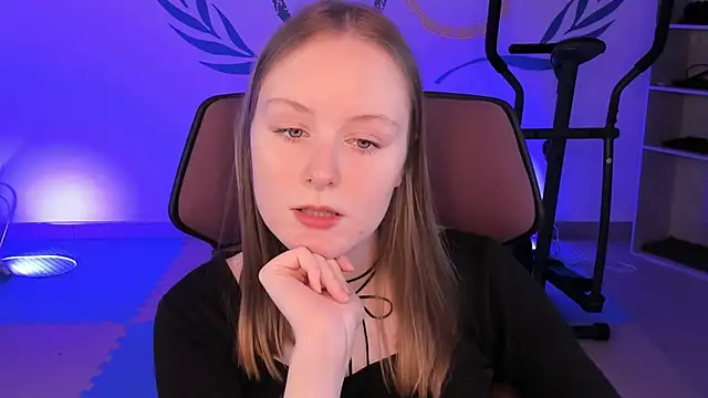 Snapshot of VivienLeeigh chatting on December 14, 2024, 1:05 pm VivienLeeigh online show from December 14, 2024, 1:05 pm