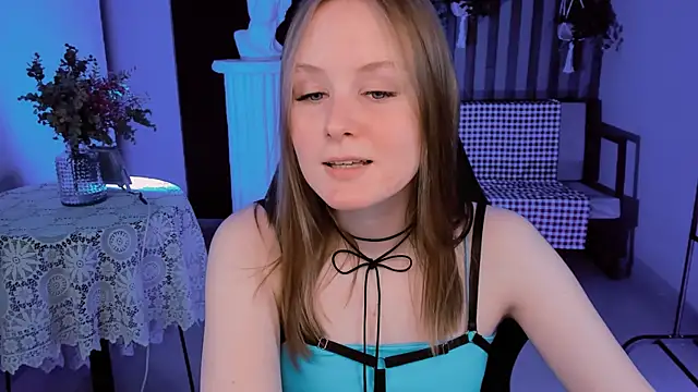 Snapshot of VivienLeeigh chatting on January 30, 2025, 1:31 pm VivienLeeigh online show from January 30, 2025, 1:31 pm