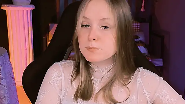 Snapshot of VivienLeeigh chatting on February 5, 2025, 7:20 pm VivienLeeigh online show from February 5, 2025, 7:20 pm