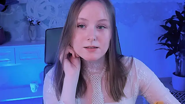 Snapshot of VivienLeeigh chatting on February 8, 2025, 12:06 pm VivienLeeigh online show from February 8, 2025, 12:06 pm