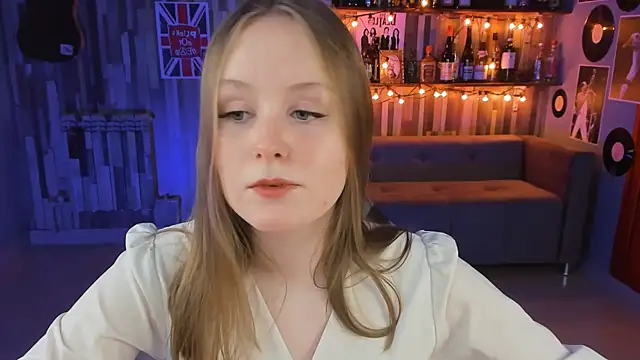 Snapshot of VivienLeeigh chatting on February 28, 2025, 1:14 pm VivienLeeigh online show from February 28, 2025, 1:14 pm