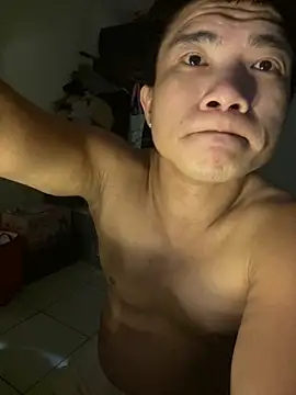 Snapshot of TaiwanSlutBitch chatting on October 7, 2025, 9:12 pm TaiwanSlutBitch online show from October 7, 2025, 9:12 pm