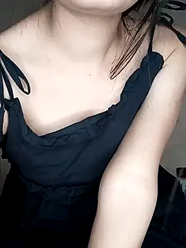 cute Rubyy online show from December 6, 2024, 8:07 pm