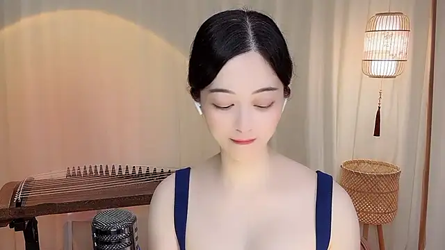 Tian-xin-999 online show from June 23, 2026, 4:49 pm