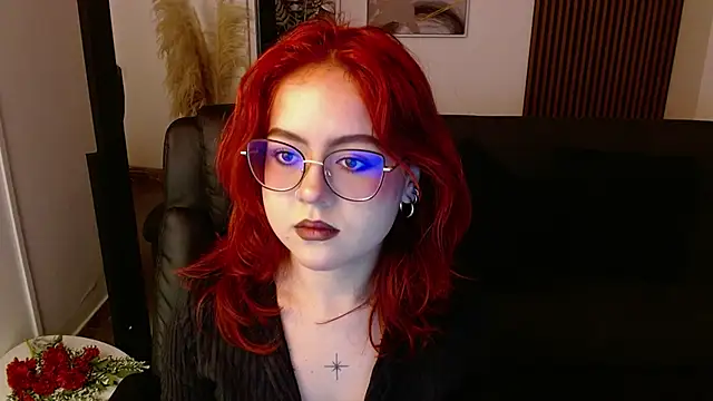 crimson tati  online show from March 13, 2025, 4:05 am