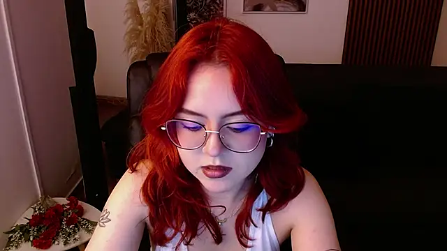 crimson tati  online show from March 22, 2025, 4:14 am