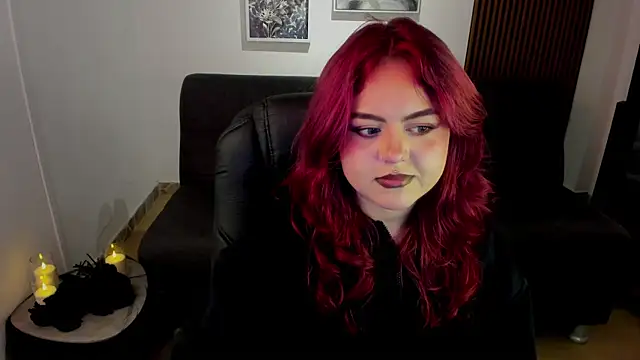 crimson tati  online show from September 26, 2025, 5:44 am