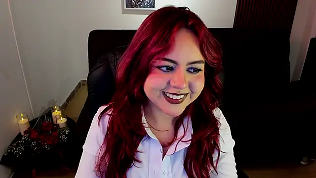 Snapshot of crimson_tati_ chatting on October 10, 2025, 4:22 am crimson tati online show from October 10, 2025, 4:22 am