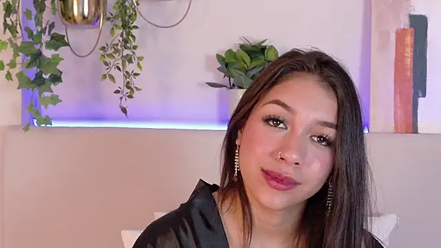 MiaOconner online show from January 20, 2025, 5:48 pm