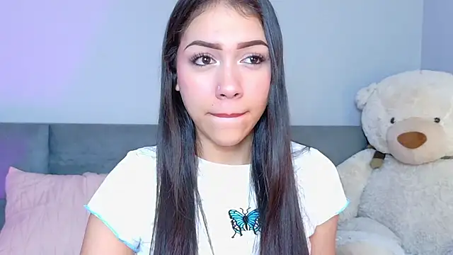 MiaOconner online show from October 2, 2025, 8:27 pm