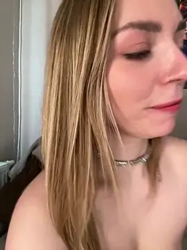 Snapshot of AnetGrey2 chatting on December 12, 2024, 1:43 am AnetGrey2 online show from December 12, 2024, 1:43 am