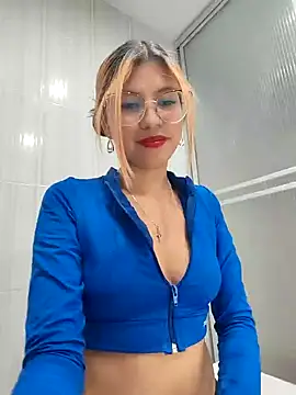 little mavi online show from January 18, 2025, 11:11 pm