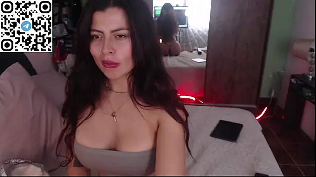 Angie nova online show from September 15, 2025, 3:34 pm