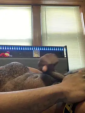 Longbeachbi online show from March 27, 2026, 7:02 pm