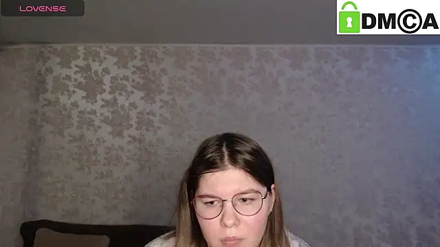 Snapshot of holy_michela chatting on December 4, 2024, 7:28 am holy michela online show from December 4, 2024, 7:28 am