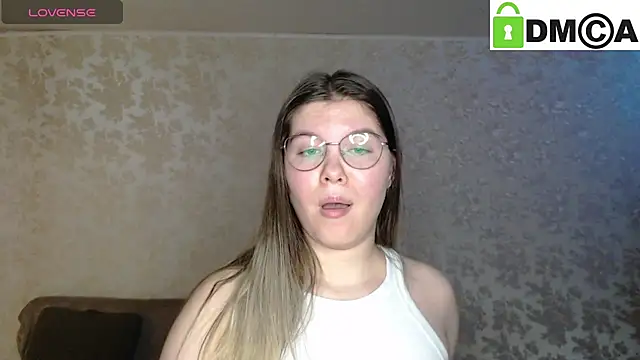 Snapshot of holy_michela chatting on December 17, 2024, 3:17 am holy michela online show from December 17, 2024, 3:17 am