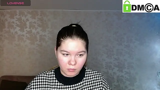Snapshot of holy_michela chatting on December 27, 2024, 2:58 am holy michela online show from December 27, 2024, 2:58 am