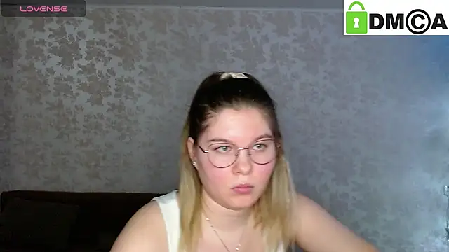 Snapshot of holy_michela chatting on January 10, 2025, 9:23 am holy michela online show from January 10, 2025, 9:23 am