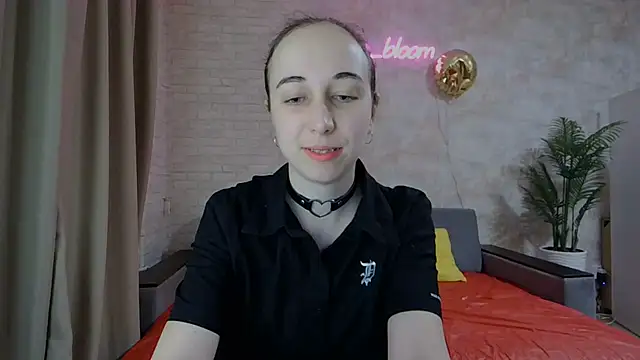 Anika bloom online show from February 23, 2025, 11:04 pm