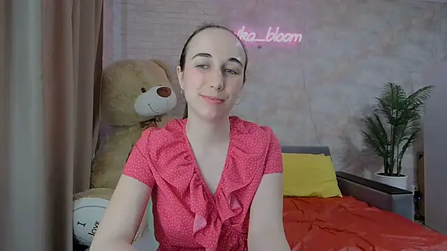 Anika bloom online show from March 23, 2025, 6:58 am