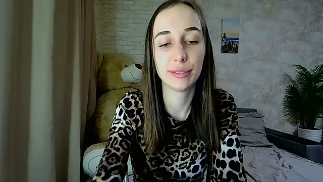 Snapshot of Anika_bloom chatting on February 10, 2026, 12:37 am Anika bloom online show from February 10, 2026, 12:37 am