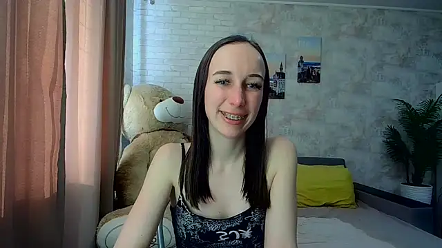 Snapshot of Anika_bloom chatting on March 6, 2026, 8:33 am Anika bloom online show from March 6, 2026, 8:33 am