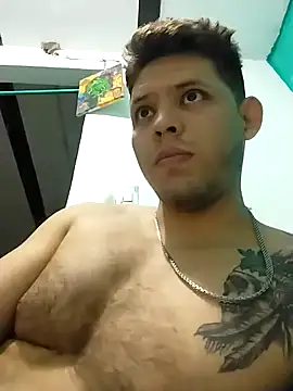 Snapshot of King_russo chatting on October 1, 2025, 12:16 am King russo online show from October 1, 2025, 12:16 am