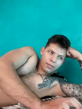 Snapshot of King_russo chatting on October 20, 2025, 7:58 pm King russo online show from October 20, 2025, 7:58 pm