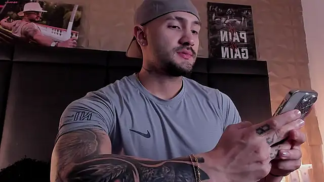 JeanColleman online show from November 7, 2025, 4:01 am