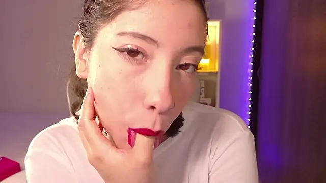 Snapshot of sogoodjenn chatting on March 11, 2026, 11:33 pm sogoodjenn online show from March 11, 2026, 11:33 pm