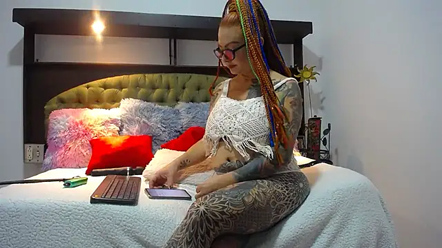 EMILY ROUSSE71 online show from January 29, 2025, 3:22 am