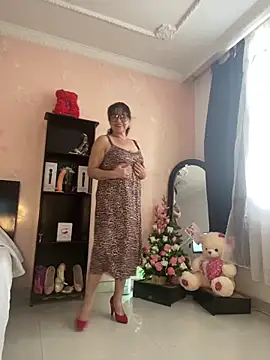 Snapshot of Sharongirl07 chatting on February 8, 2025, 1:33 pm Sharongirl07 online show from February 8, 2025, 1:33 pm