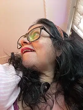 Snapshot of Sharongirl07 chatting on March 3, 2025, 1:31 pm Sharongirl07 online show from March 3, 2025, 1:31 pm