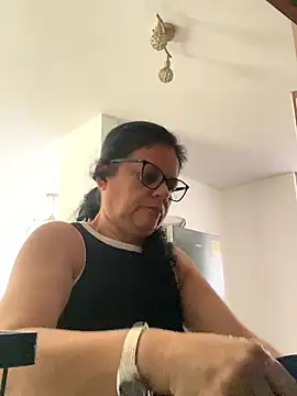 Sharongirl07 online show from June 20, 2026, 12:19 pm