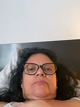 Snapshot of Sharongirl07 chatting on July 7, 2026, 11:47 am Sharongirl07 online show from July 7, 2026, 11:47 am