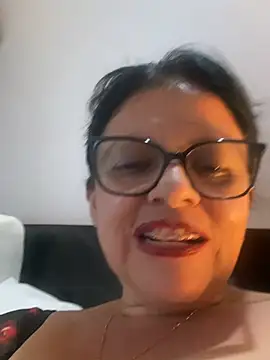 Snapshot of Sharongirl07 chatting on July 14, 2026, 10:37 pm Sharongirl07 online show from July 14, 2026, 10:37 pm