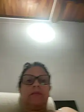 Snapshot of Sharongirl07 chatting on July 25, 2026, 3:04 am Sharongirl07 online show from July 25, 2026, 3:04 am