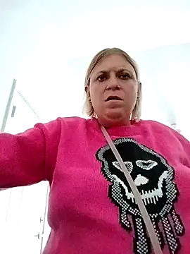 Playmate86 online show from December 11, 2024, 6:20 pm