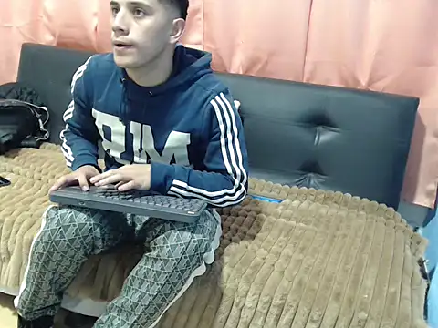 Snapshot of Deportist chatting on September 14, 2025, 10:42 pm Deportist online show from September 14, 2025, 10:42 pm