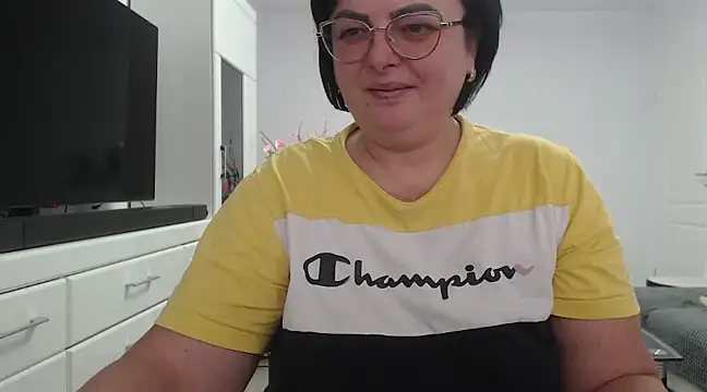 Amandamuller1982 online show from December 10, 2024, 8:51 am