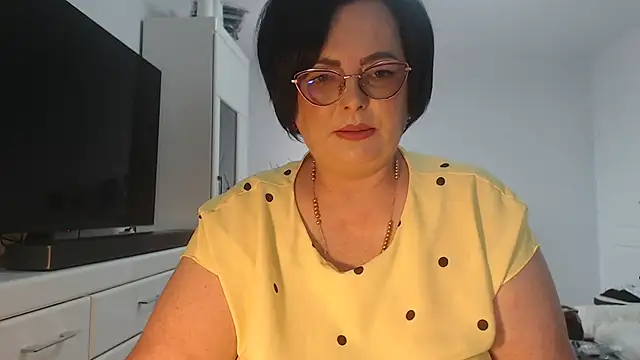 Amandamuller1982 online show from June 16, 2026, 9:56 am