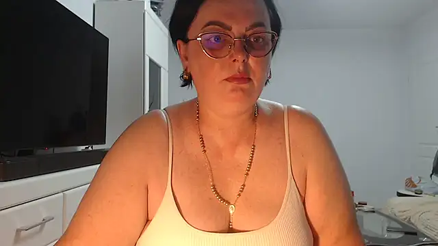 Amandamuller1982 online show from June 30, 2026, 9:16 pm