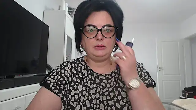 Amandamuller1982 online show from July 7, 2026, 1:48 pm