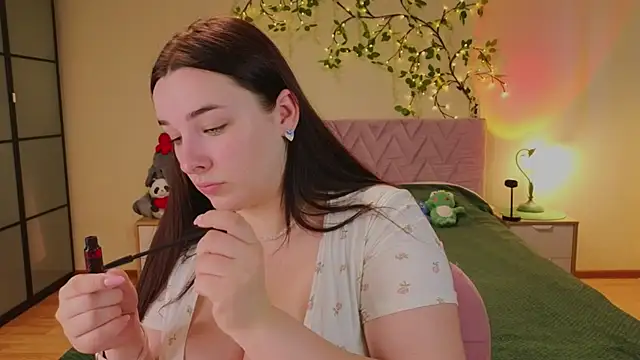 CookyDaisy online show from June 21, 2026, 2:25 am