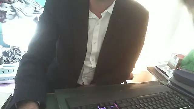 shyfrenchcock1 online show from May 11, 2026, 8:42 am